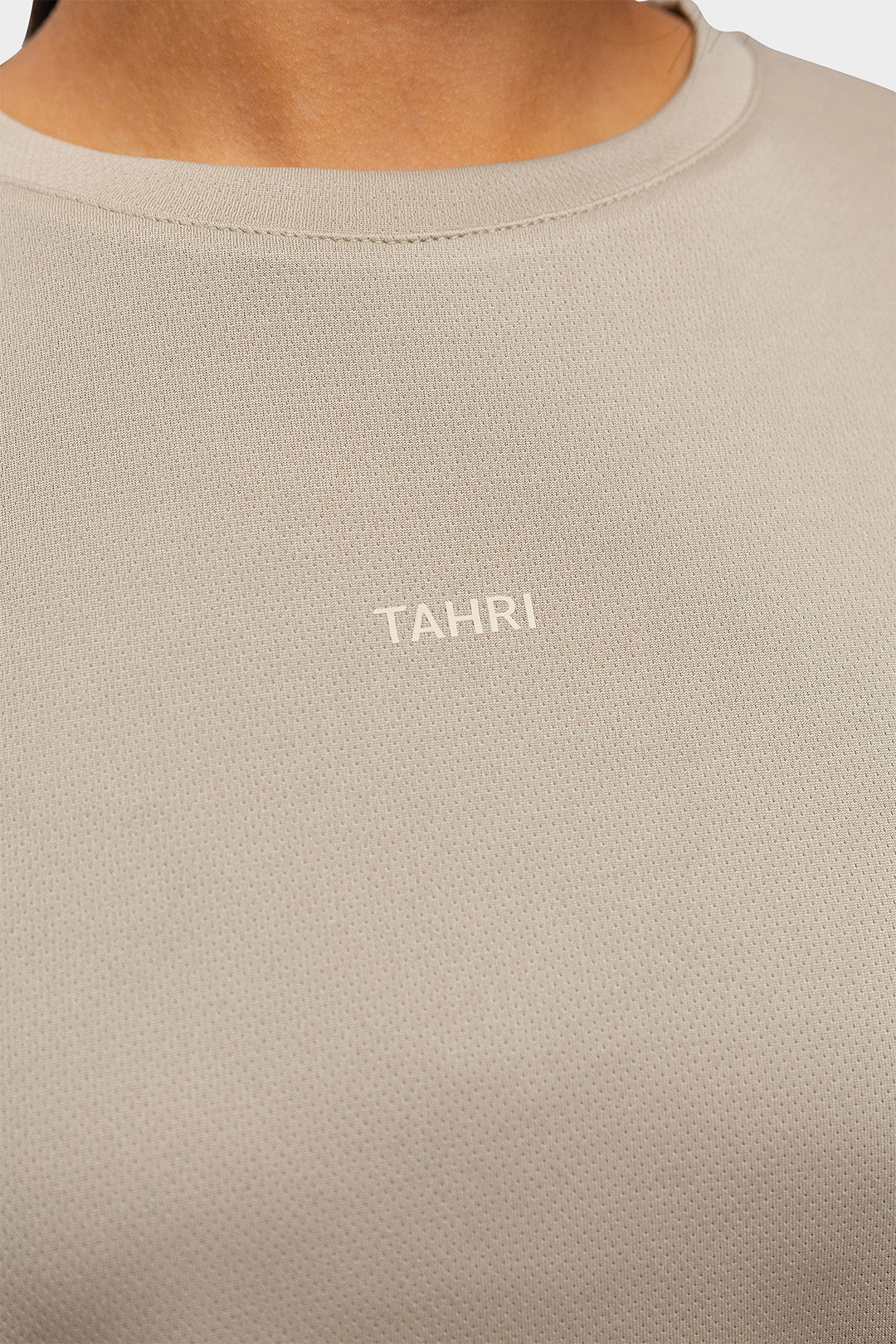 Modest Training Top Soft Taupe