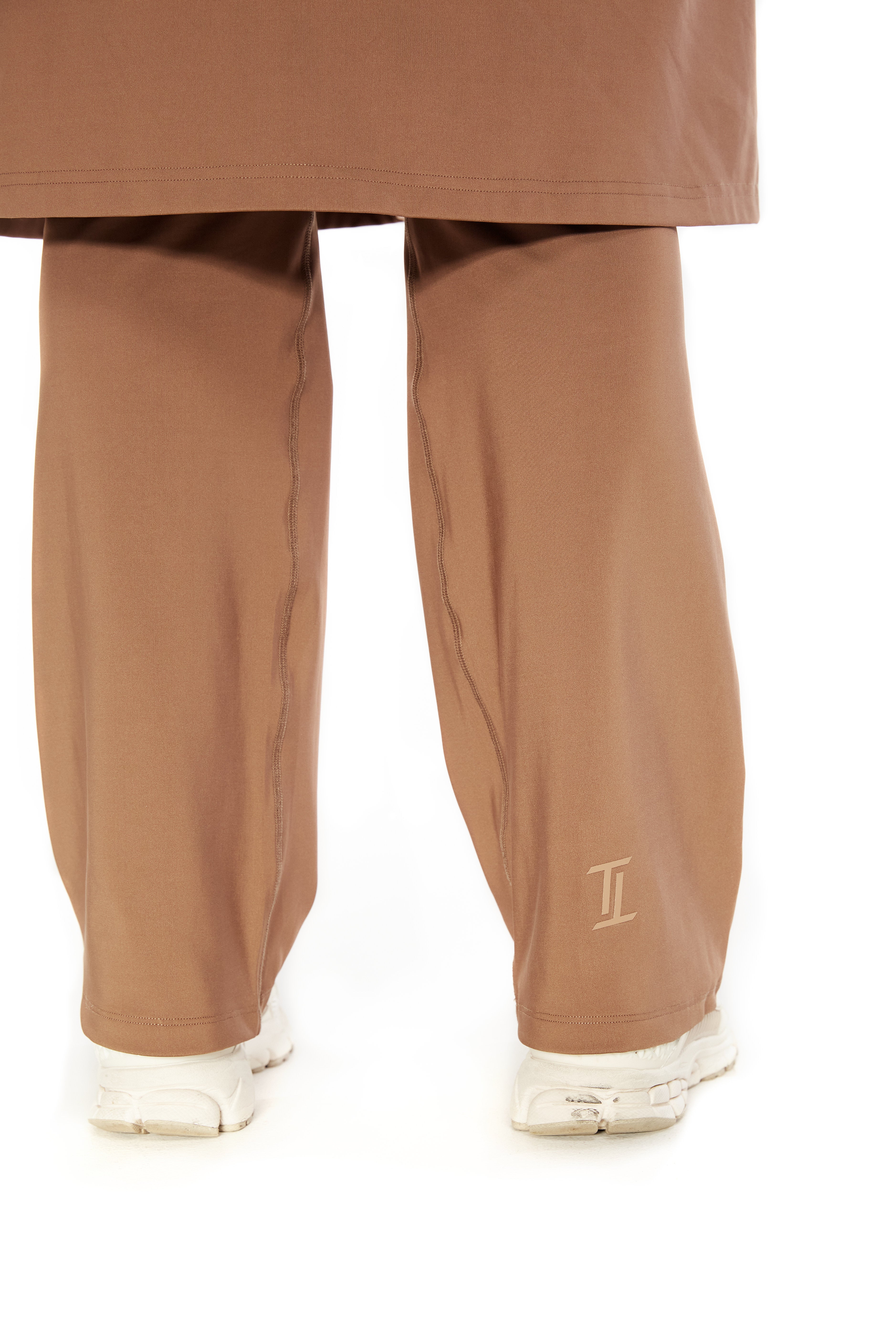 Performance Flared Leggings Taupe